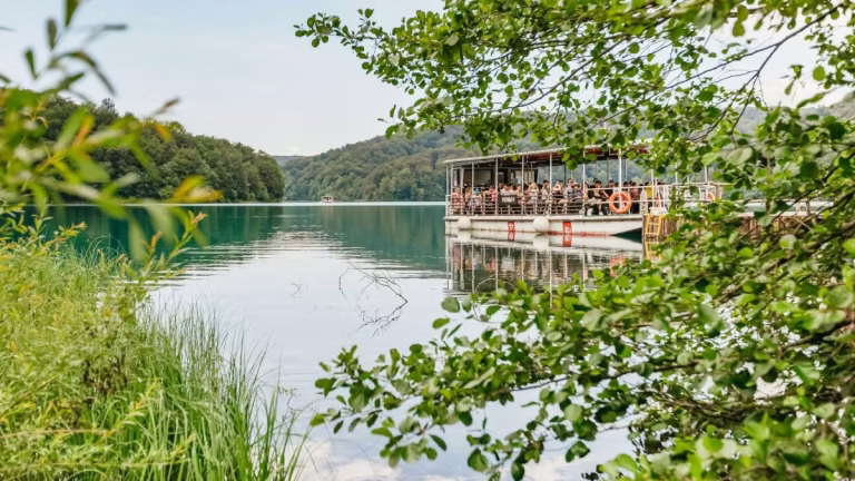 Plitvice Lakes Admission Ticket from Zagreb