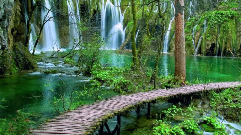 Plitvice Lakes Opening Hours